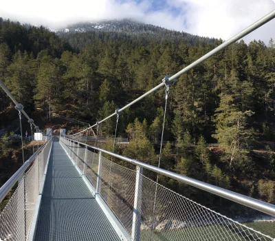 Neue Hängebrücke in Forchach