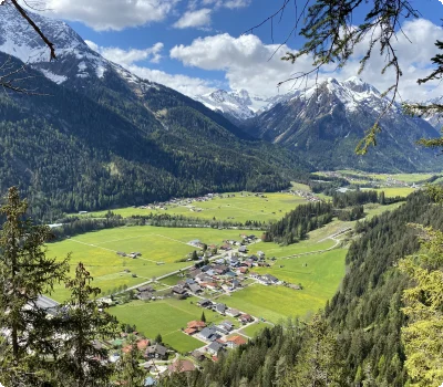 kasermandlsteig_ausblick_elbigenalp_3597.jpg