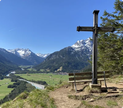 Lechtal Wandern Baichlstein Gipfelkreuz