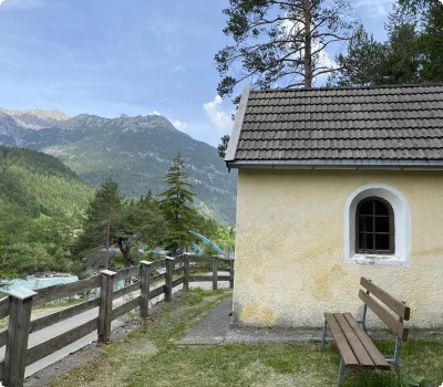 Naturpark Lechtal Kapelle Am Strassenrand
