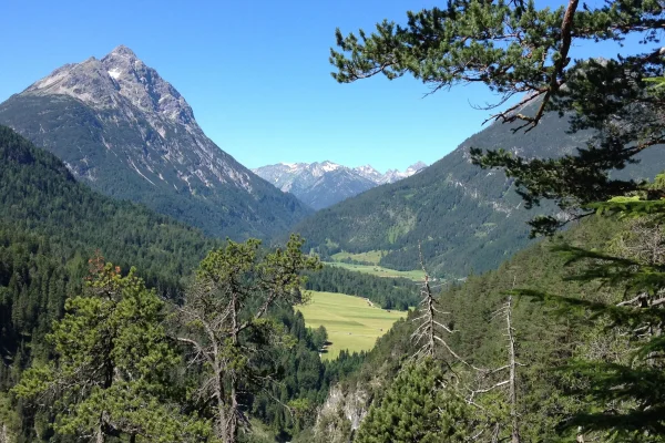 © Ulses Jaegersteig Stanzach